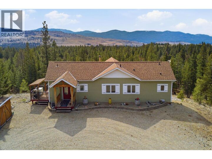Property Photo: 601 Raven Hill Road BC V0H 1V6