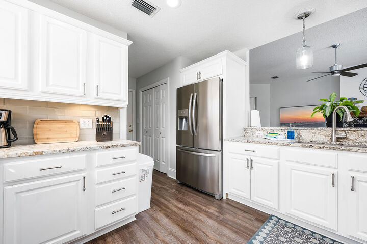 Property Photo: 49 Sagris Cove FL 32550