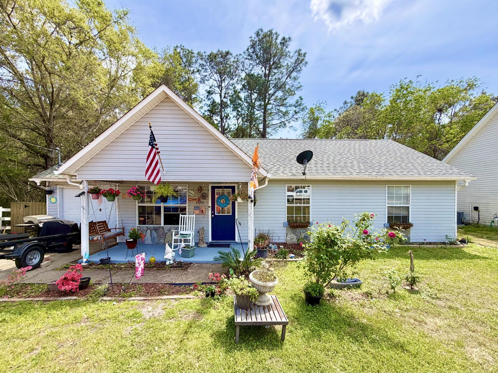 Property Photo: 2880 Aplin Road FL 32539