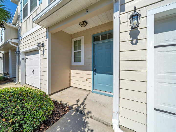 Property Photo:  19 E Shady Oaks Lane Unit B  FL 32459 