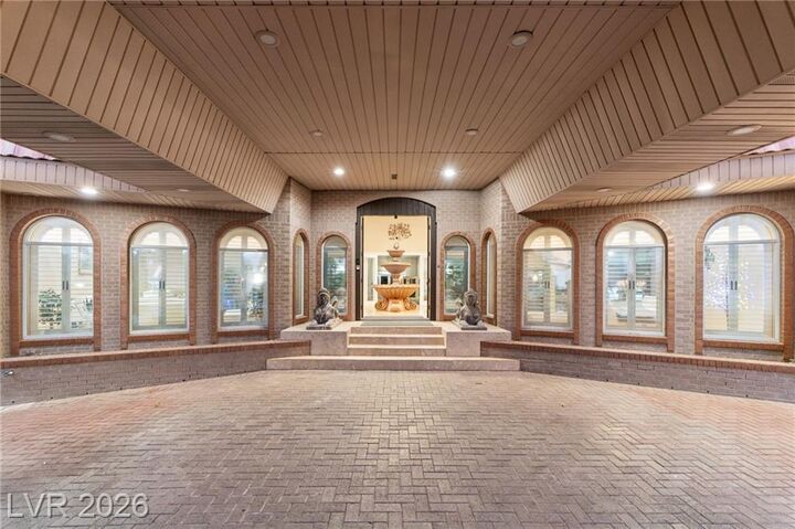 Property Photo:  2525 Driftwood Drive  NV 89107 