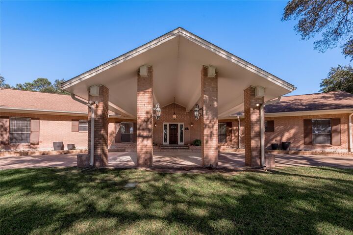 Property Photo:  22 Timberwilde  TX 77340 