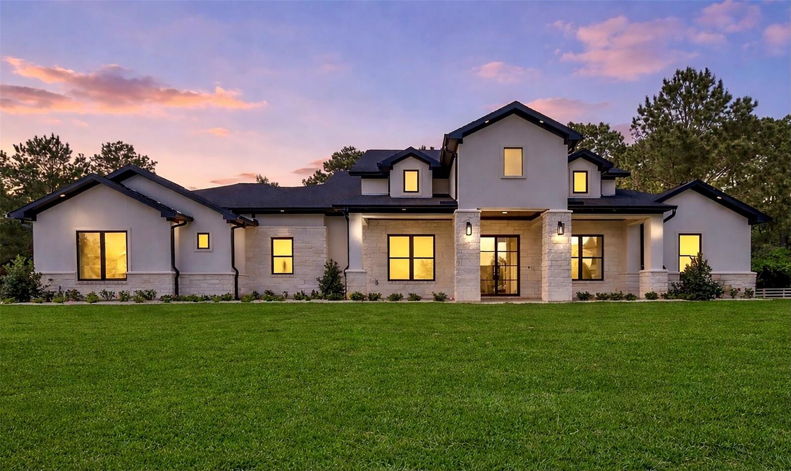 Property Photo: 22420 Meadowhurst Circle W TX 77377