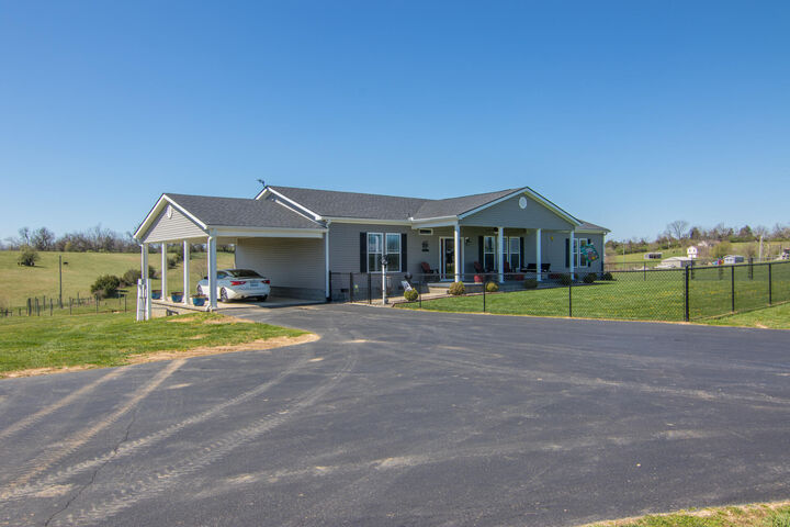 Property Photo:  386 Oakland Lane  KY 40330 