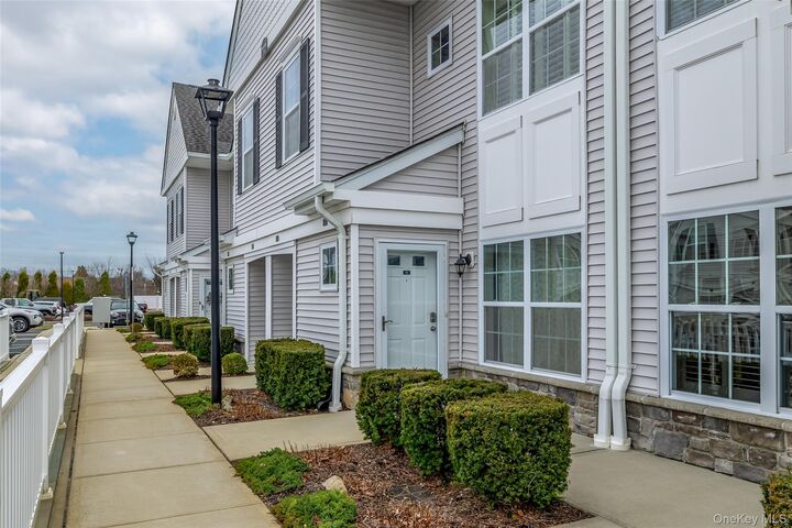 Property Photo:  56 Spring Drive  NY 11783 