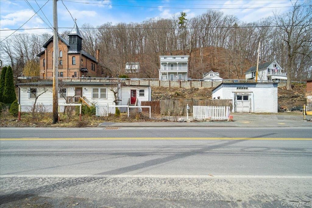 Property Photo:  599 Abeel Street  NY 12401 