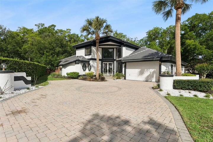 Property Photo: 336 Ashford Court FL 32746