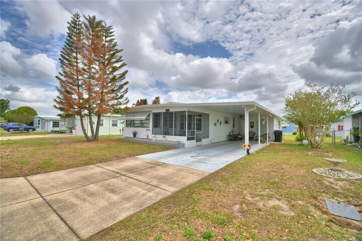 Property Photo: 1610 Reynolds Road 293 FL 33801