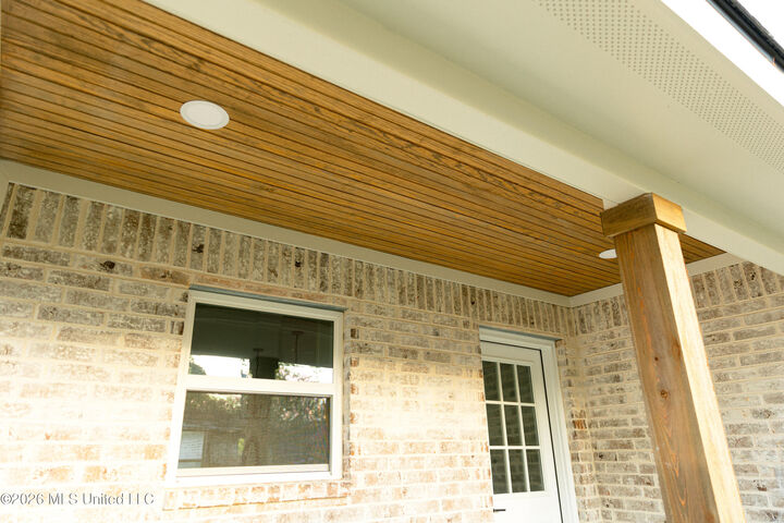 Property Photo:  1728 Barracuda Drive  MS 39553 