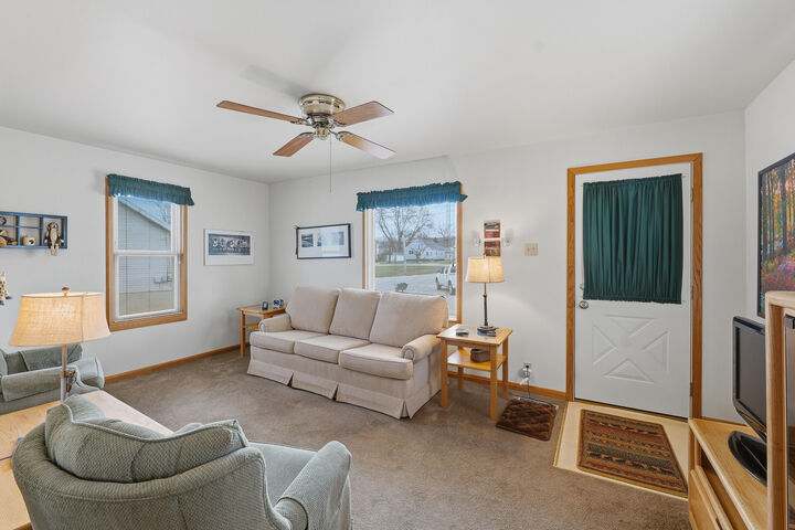 Property Photo:  453 Alley St  WI 53050 