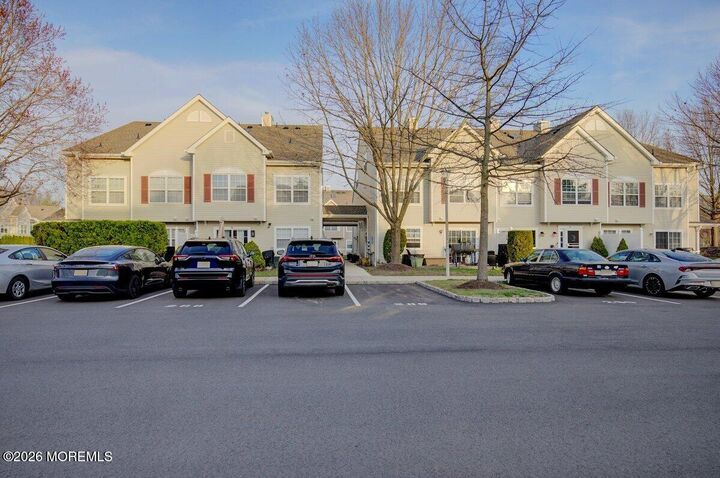 Property Photo:  76 Shinnecock Hills Court  NJ 07731 