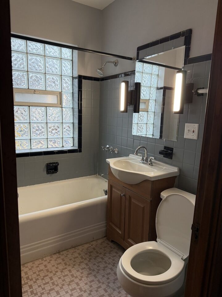 Property Photo:  14436 S Stewart Avenue  IL 60827 