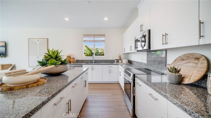 Property Photo:  366 Deer Lane Way  CA 92570 