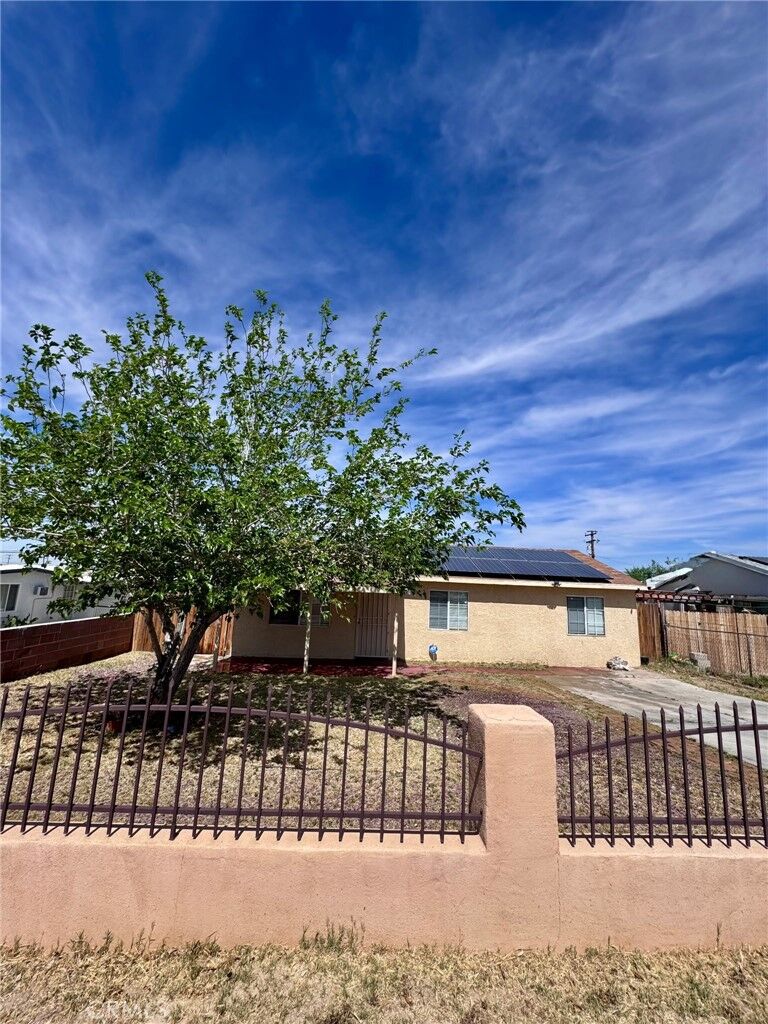 Property Photo:  25380 Anderson Avenue  CA 92311 
