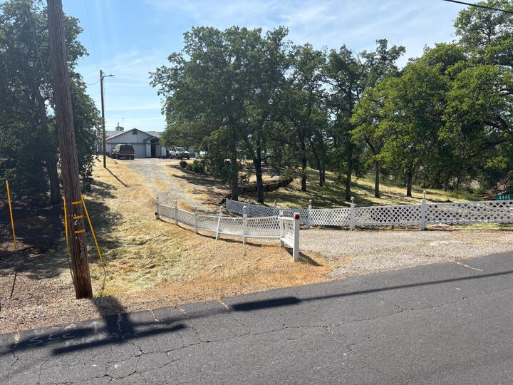 Property Photo:  4440 E Arbolada Drive  CA 95329 