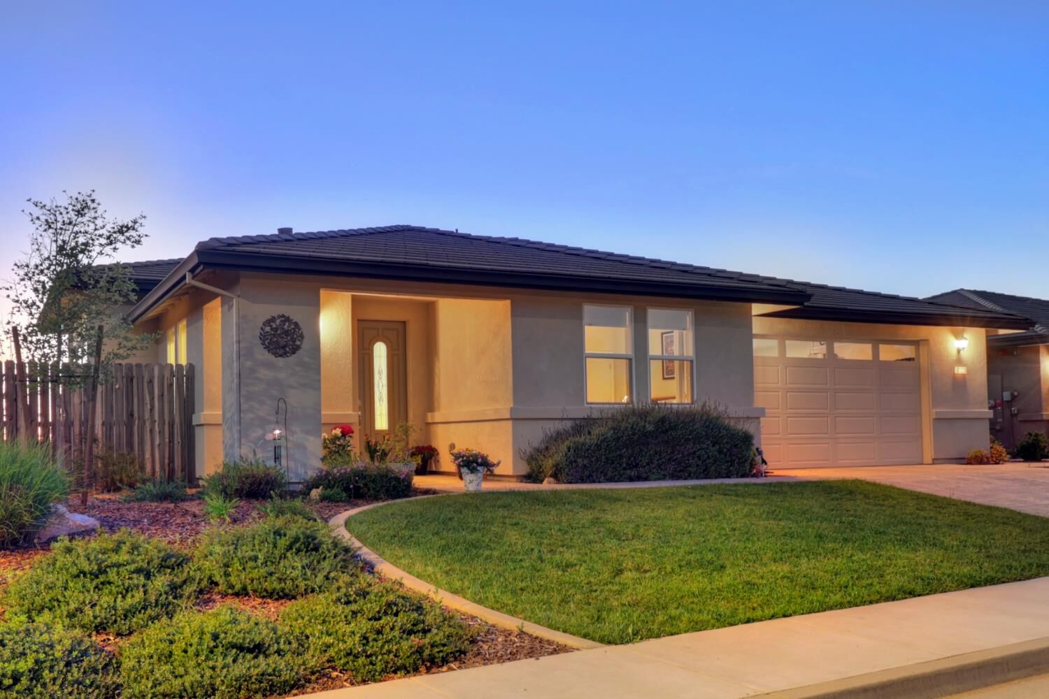 Property Photo:  2126 Thomas Drive  CA 95642 