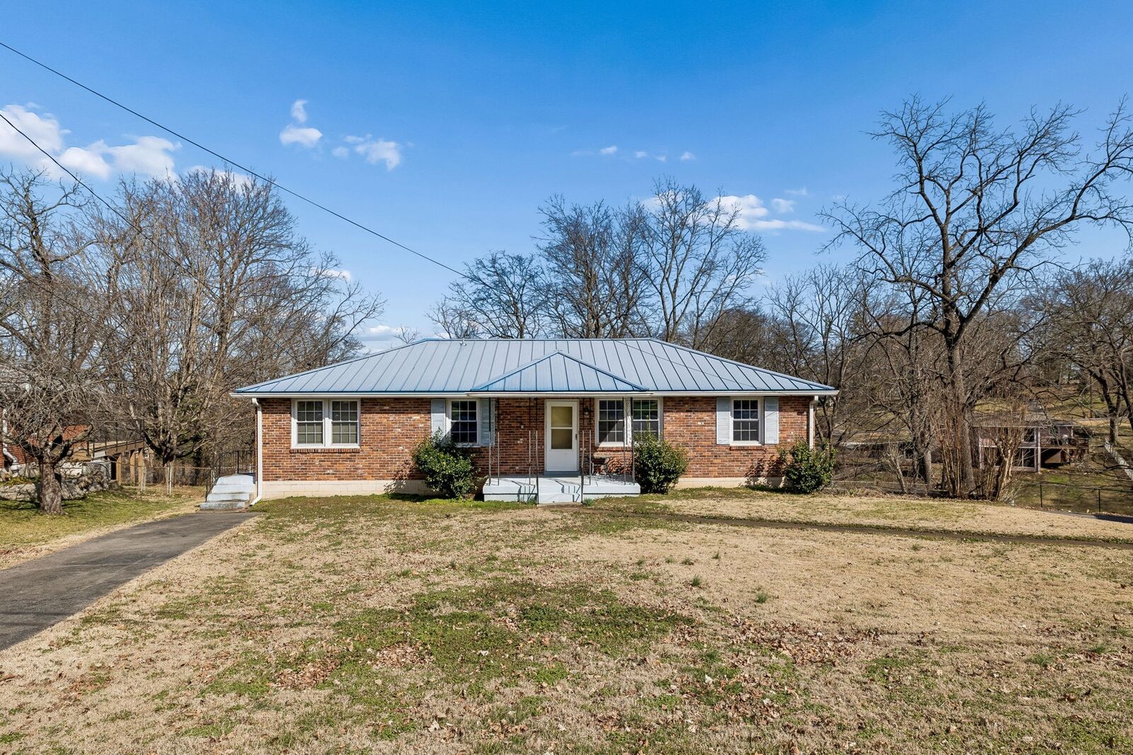 Property Photo:  5020 Kincannon Dr  TN 37220 