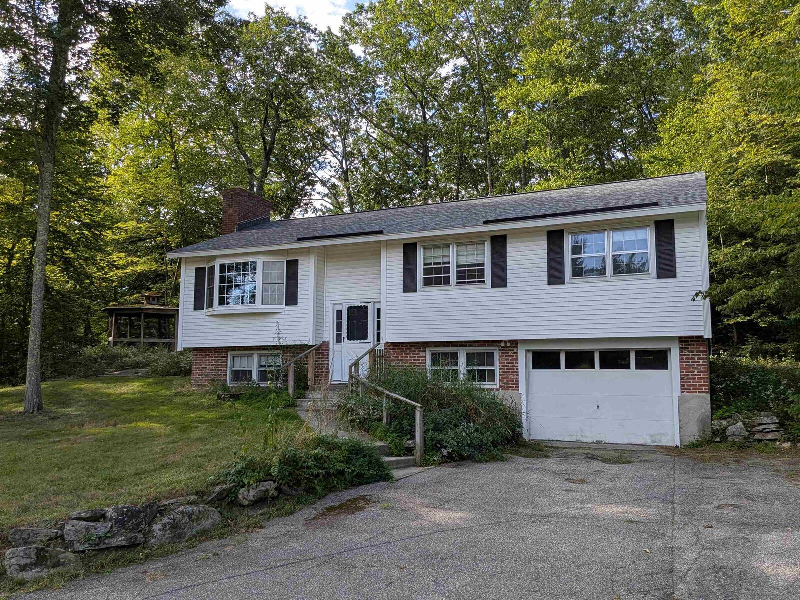 Property Photo:  206 S Merrimack Road  NH 03049 