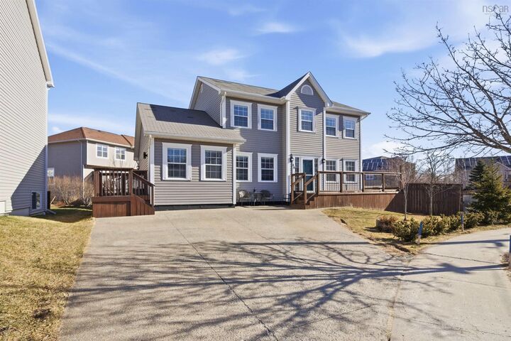 46 Rockpoint Court — photo 1