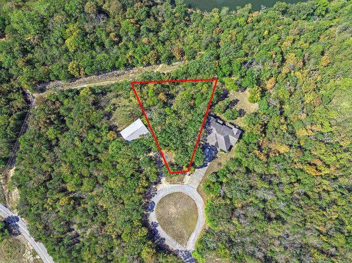 Property Photo: 10 Leatherwood Drive AR 72631
