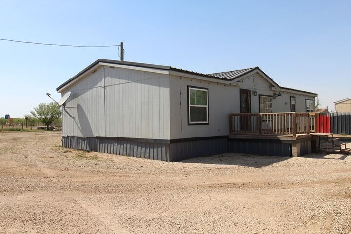 Property Photo:  2343 County Rd C2631  TX 79782 