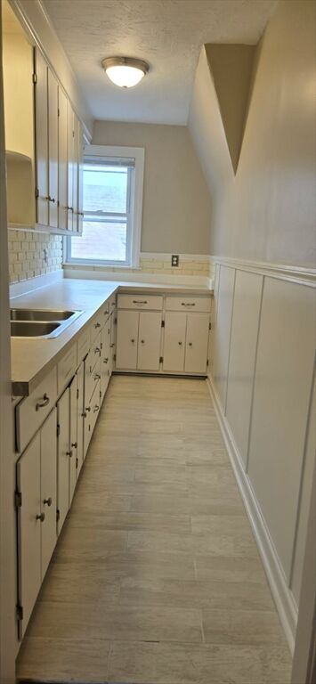 Property Photo:  125 Vernon Street C  MA 01610 