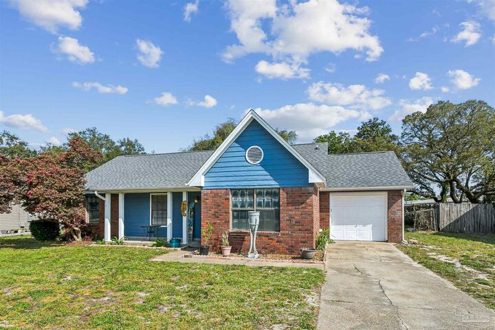 Property Photo:  4720 Kitty Hawk Cir  FL 32563 
