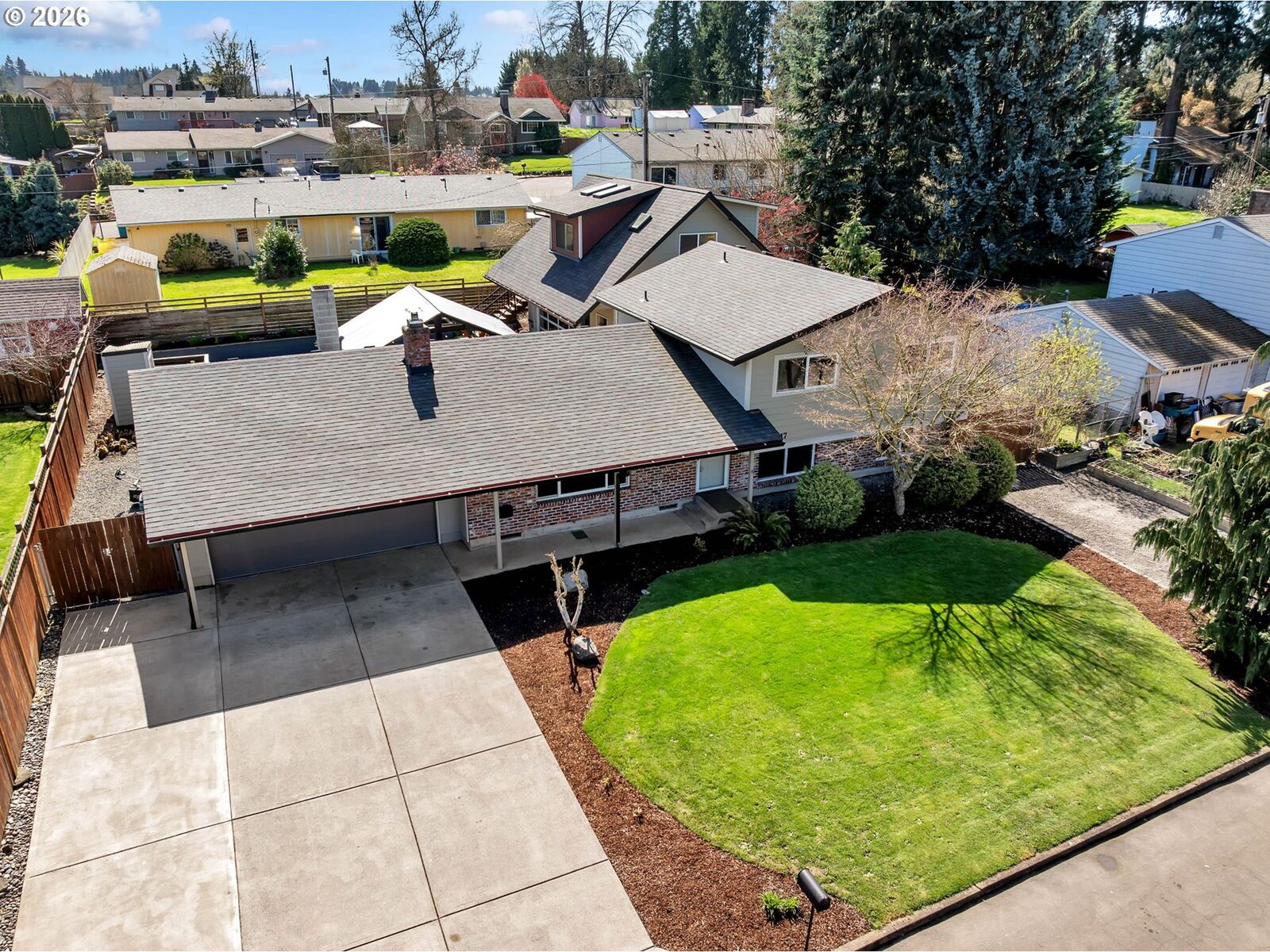 Property Photo:  2217 NE 90th St  WA 98665 