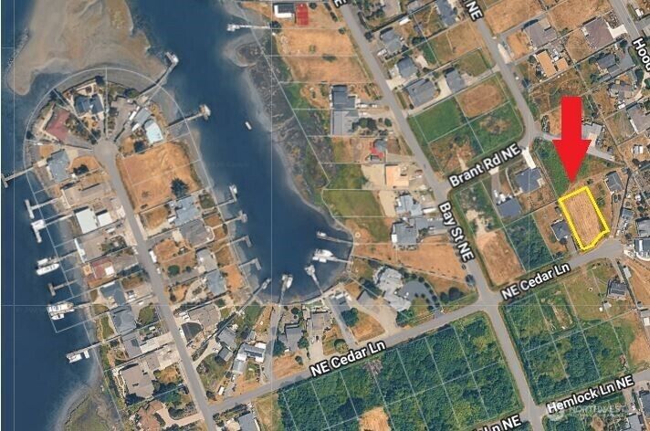 Property Photo:  5180 NE Cedar Lane  WA 98340 