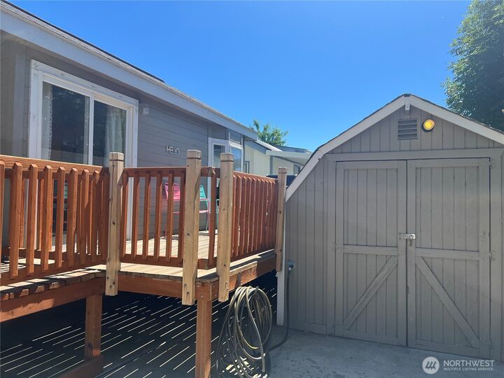 Property Photo:  8818  Crescent Bar Road NW 130  WA 98848 