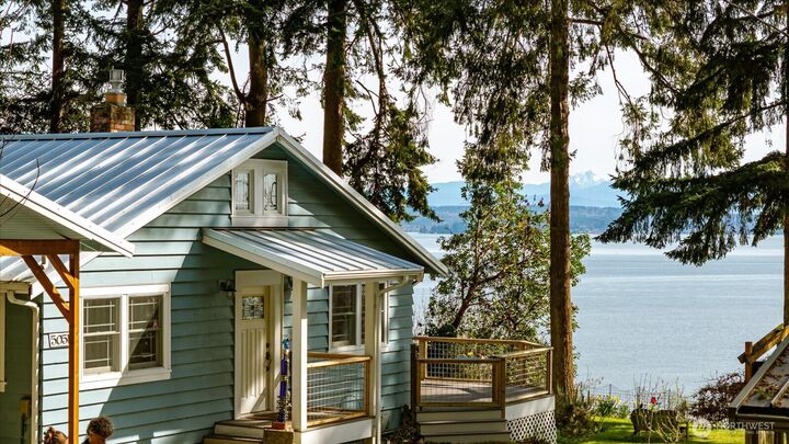 Property Photo:  5051  Waterside Ln  WA 98260 