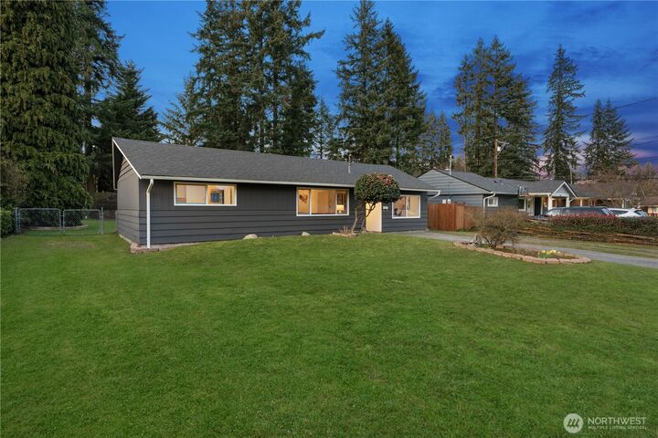 Property Photo:  5603  225th Street SW  WA 98043 