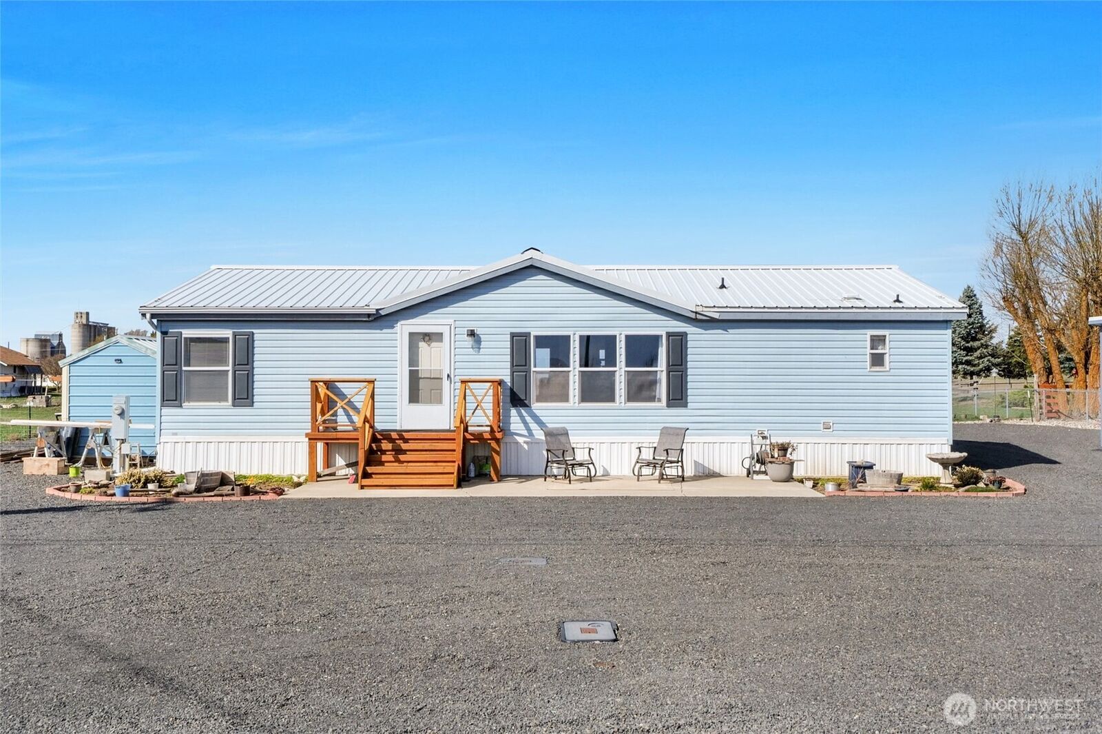 Property Photo:  365 NE Adams Road  WA 99117 