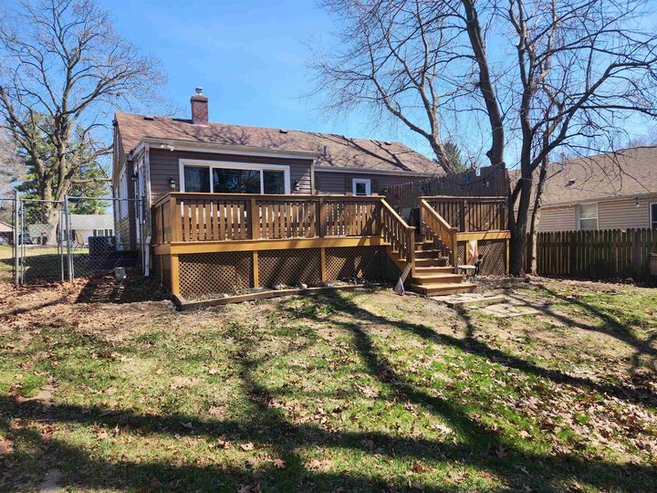 Property Photo:  1619 Eastmoreland Avenue  IL 61108 