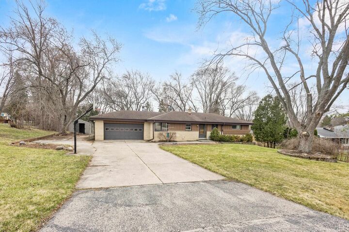 Property Photo:  15945 Smith Drive  WI 53005-3512 