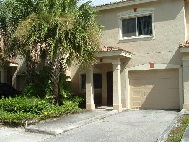Property Photo:  280 Crestwood Circle 202  FL 33411 