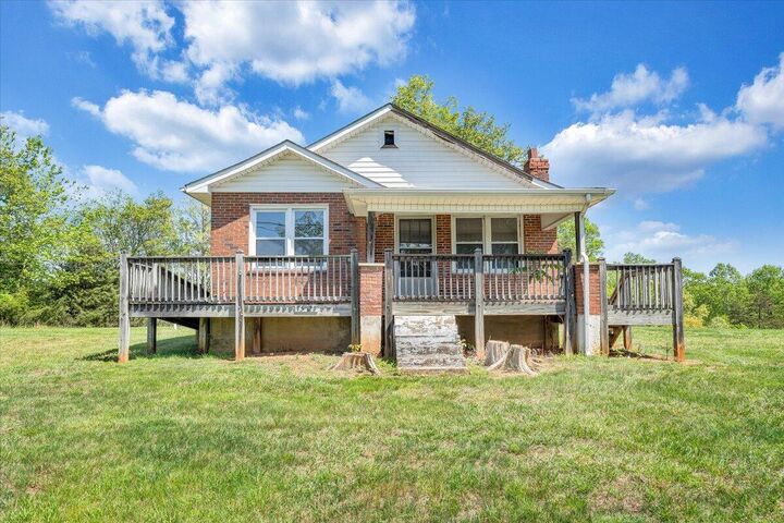 Property Photo:  15723 Moneta Rd  VA 24121 