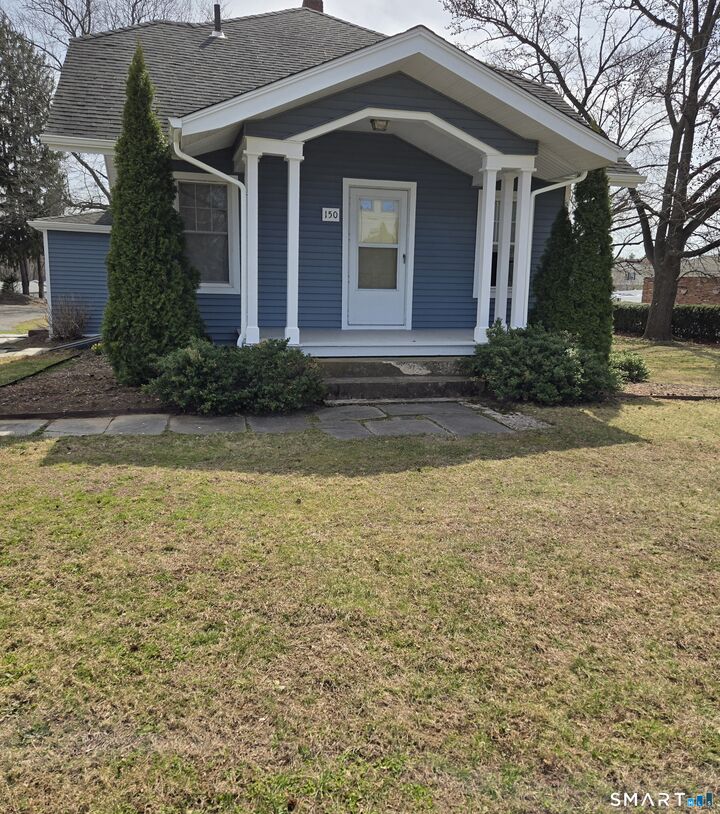 Property Photo:  150 Spencer Street  CT 06040 