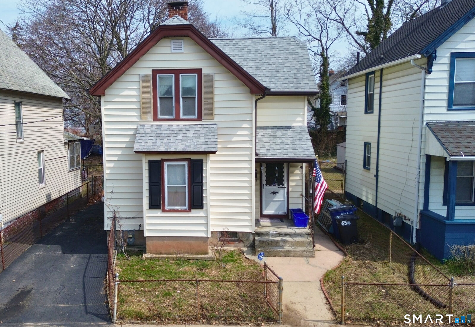 Property Photo:  65 Winthrop Avenue  CT 06519 