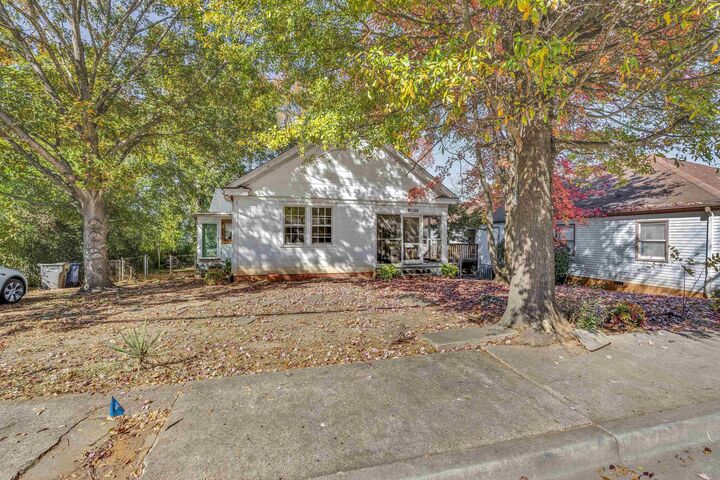 Property Photo: 442 Saint Andrews Street SC 29306