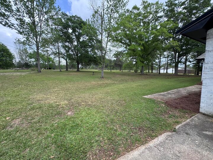 Property Photo:  2501 Bethlehem Road  AL 36350 