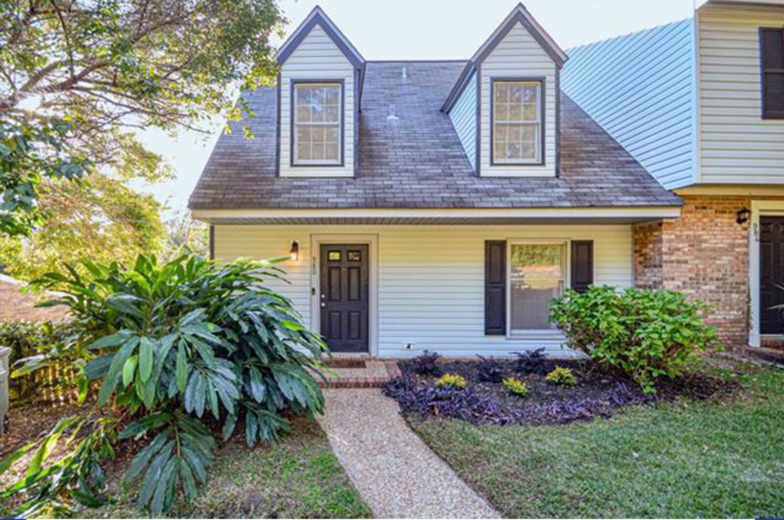 Property Photo: 980 Marys Drive 5 FL 32308