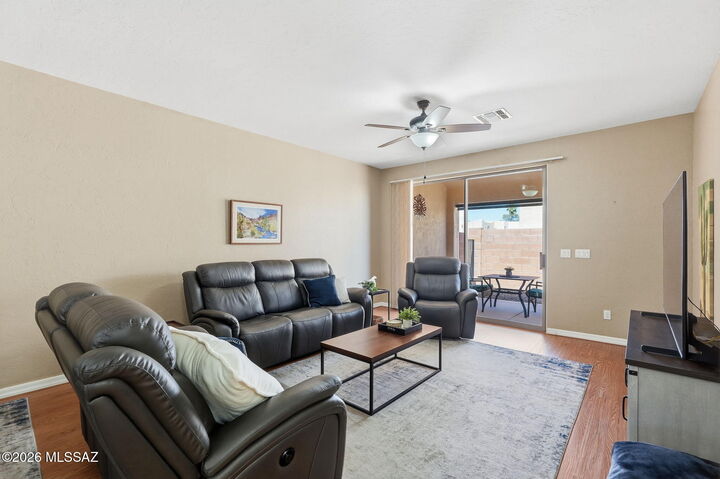 Property Photo:  448 W Deerwood Lane  AZ 85614 