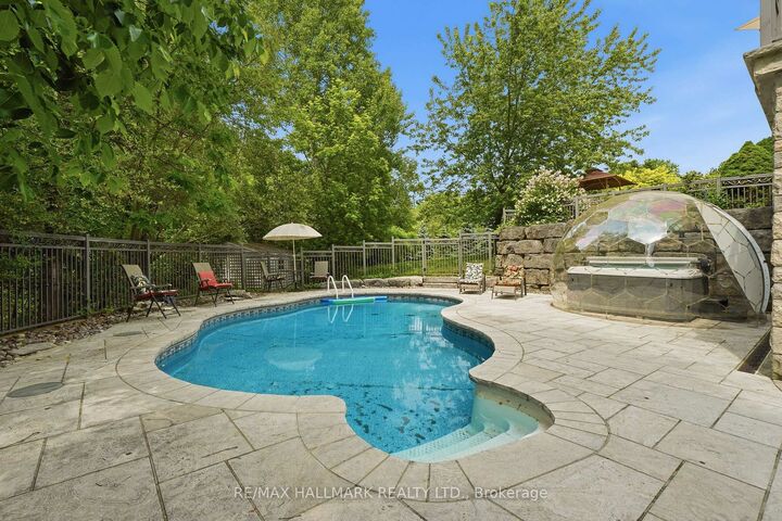 Property Photo:  206 Churchill Avenue  ON L7B 0G9 