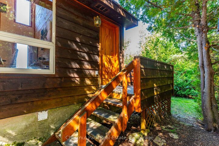 139 Huron Drive — photo 1