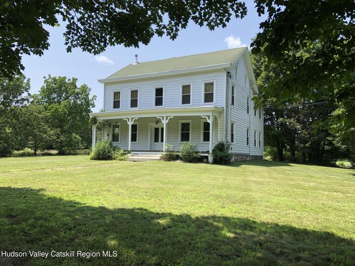 Property Photo:  181 Huguenot  NY 12561 