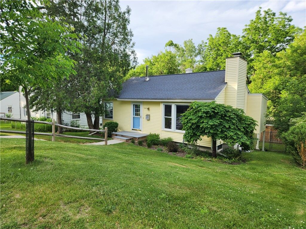 Property Photo: 148 Crescent Place NY 14850