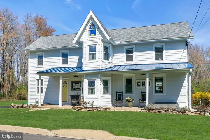 Property Photo: 936 Big Oak Road PA 19067