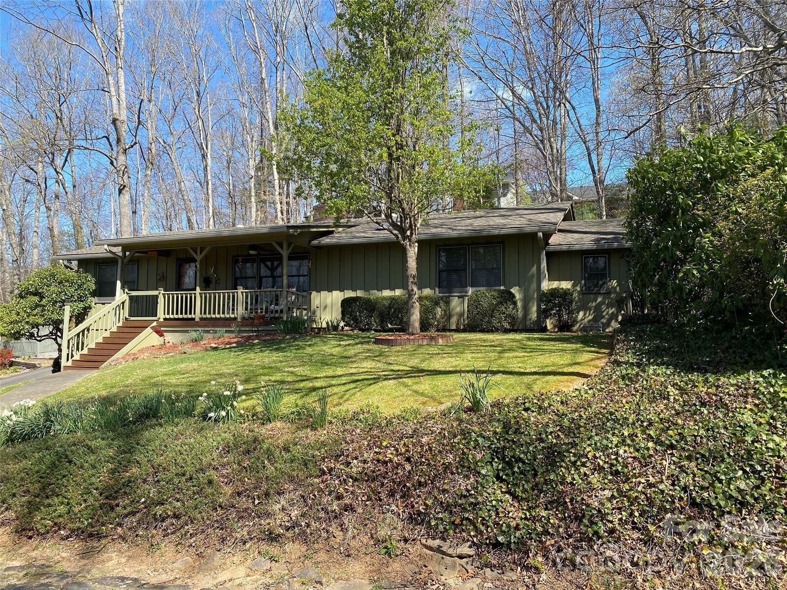 Property Photo:  125 Harmon Avenue  NC 28745 