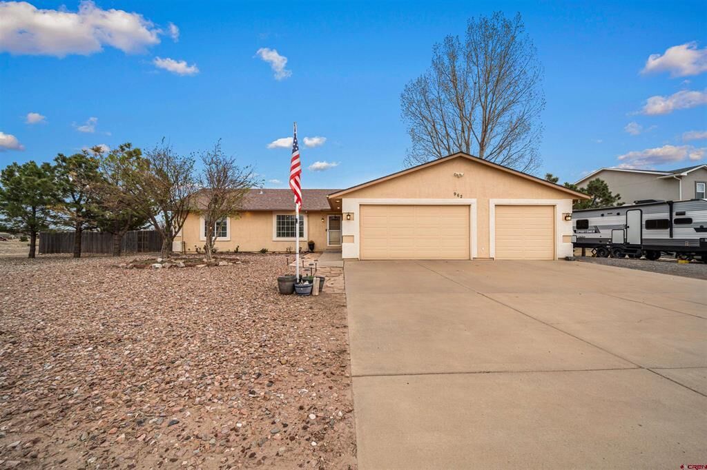 Property Photo:  962 S Cienaga Drive  CO 81007 